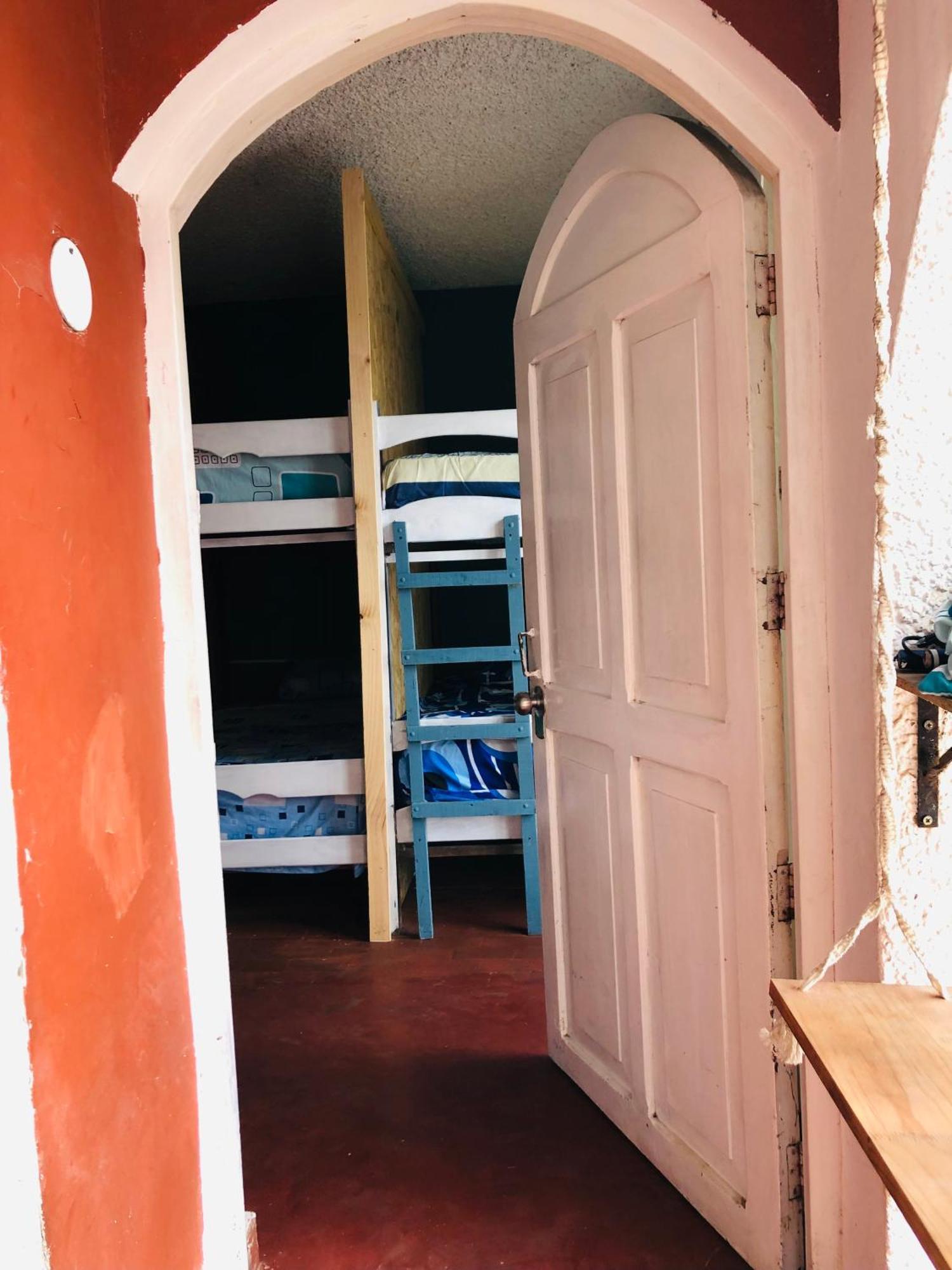 ワンチャコ Pointbreak Surf Campホステル 部屋 写真